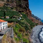 Flora By Madeira בית נופש Estreito Da Calheta