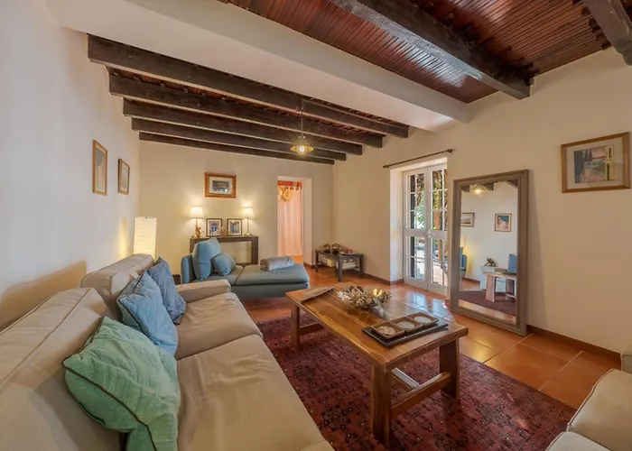 Holiday home Flora By Madeira